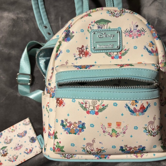 Loungefly Disney Sidekicks Bag main image 5